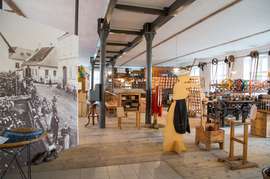 Groß-Siegharts, Lebendes Textilmuseum
